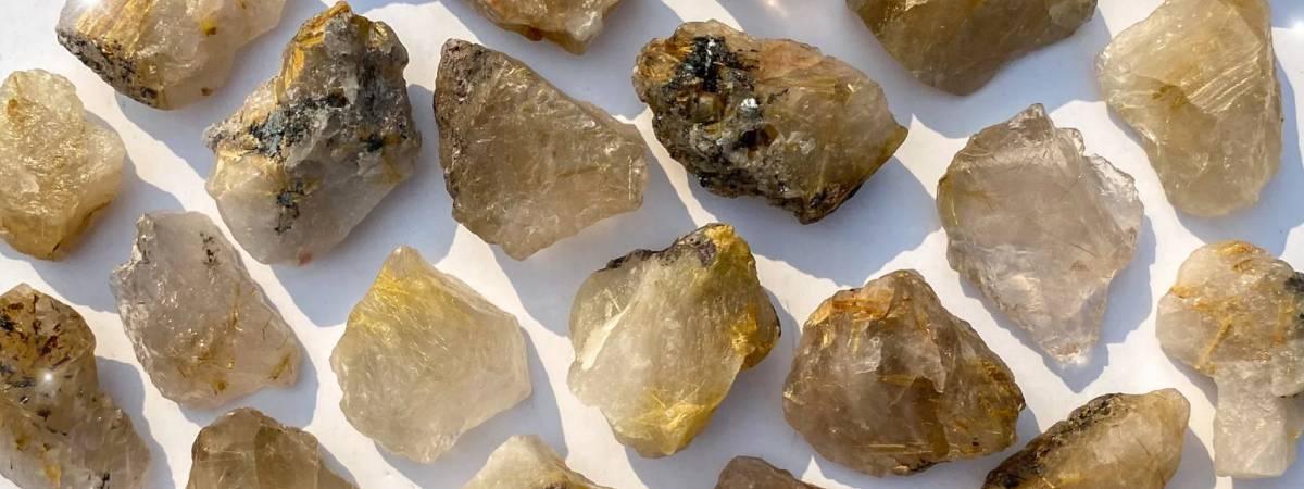 Everything You Need to Know About Rutile Quartz: Healing, Divination, and Compatibility - MLD Wholesale Crystals