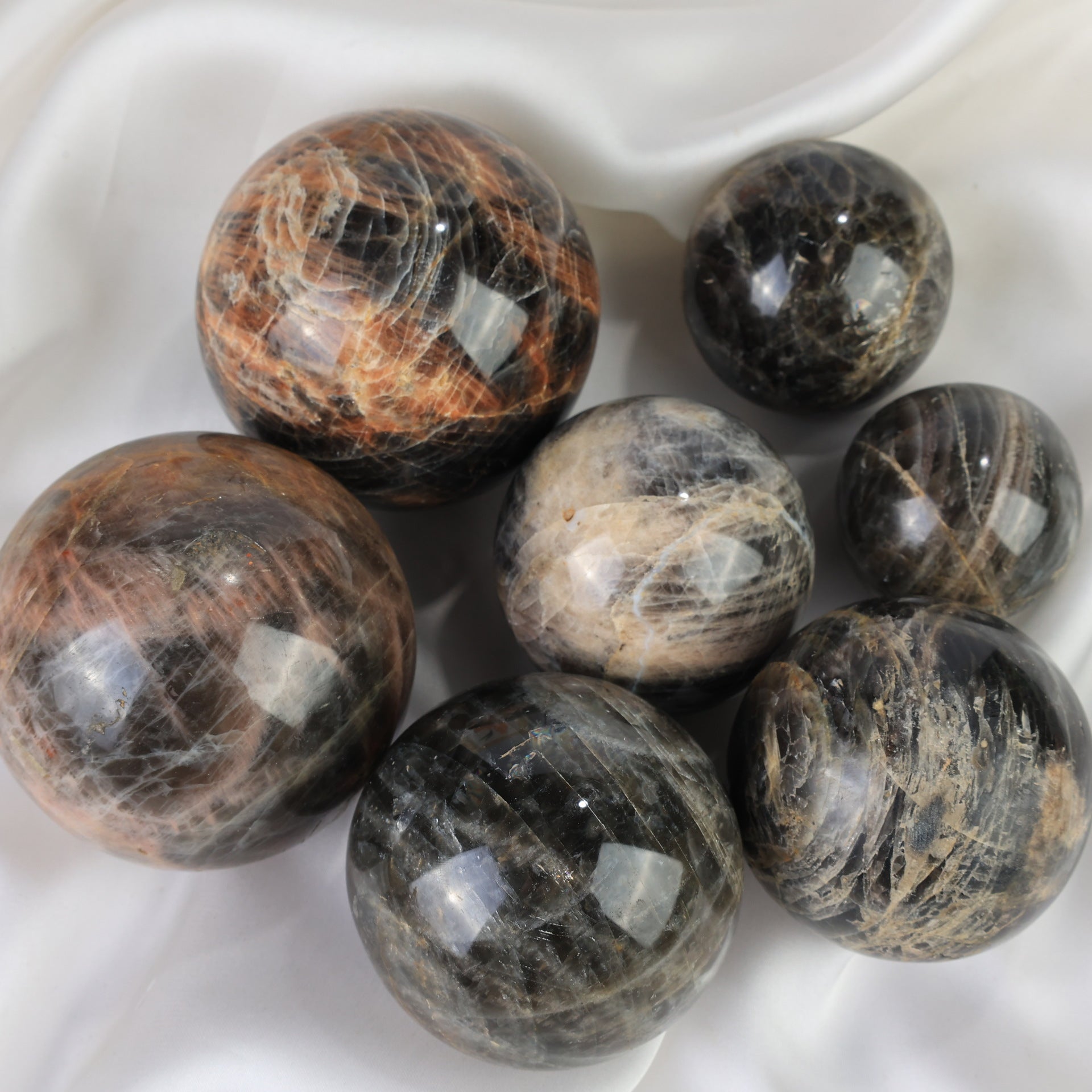 6-7cm black moonstone sphere
