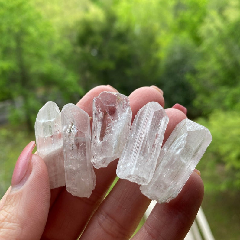 raw danburite