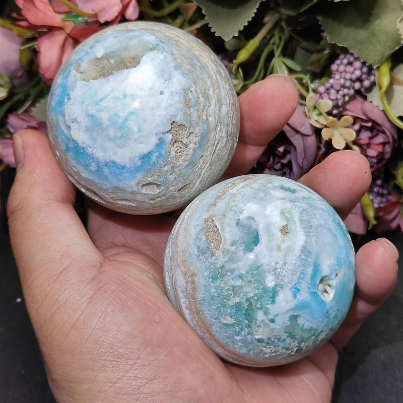 5-8cm caribbean calcite sphere 1kg