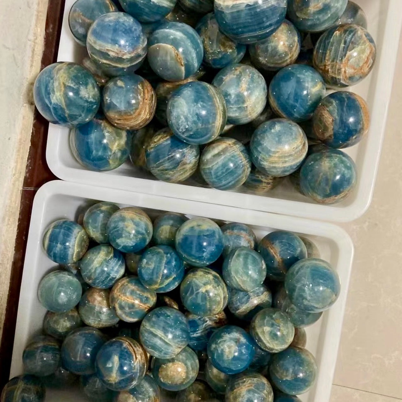 2-8cm blue onyx sphere 1kg