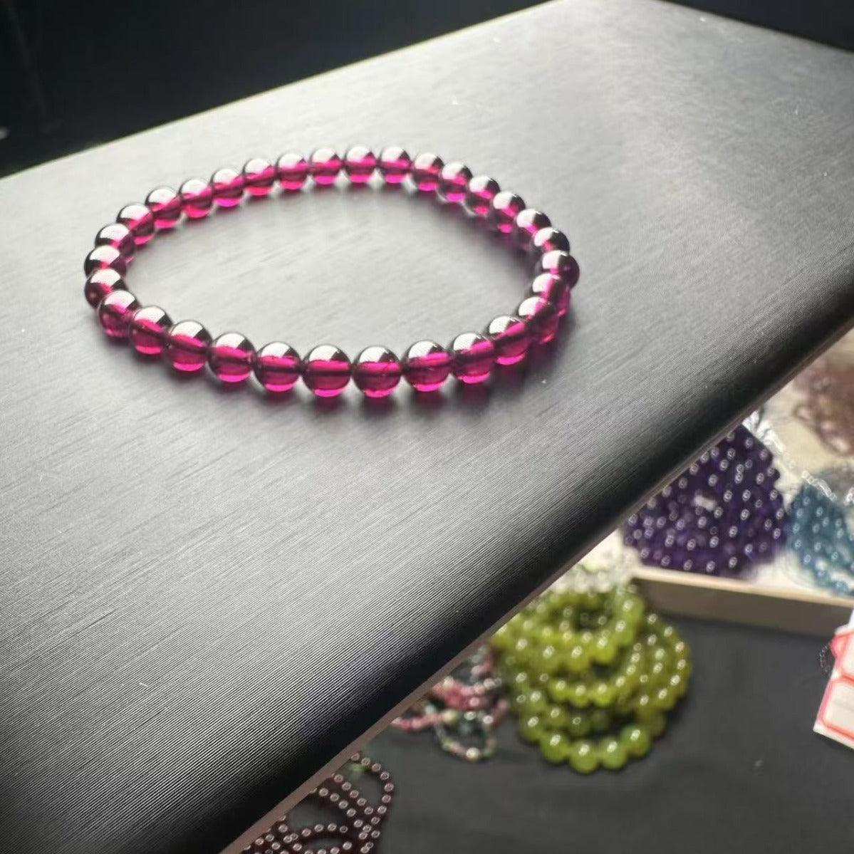 8mm Garnet bracelet Wholesale - Free Shipping Over 300USD - Price at $ 28.00 /pc