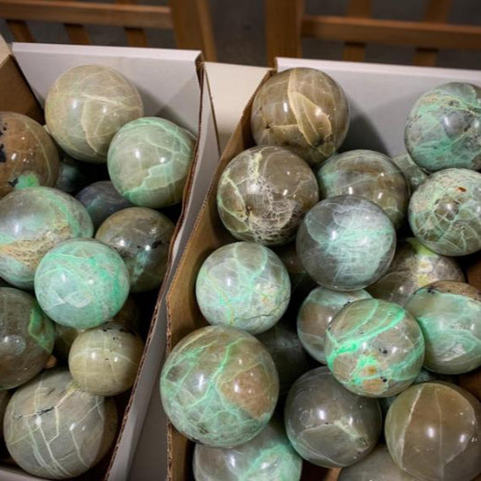 4-7cm green moonstone sphere 1kg