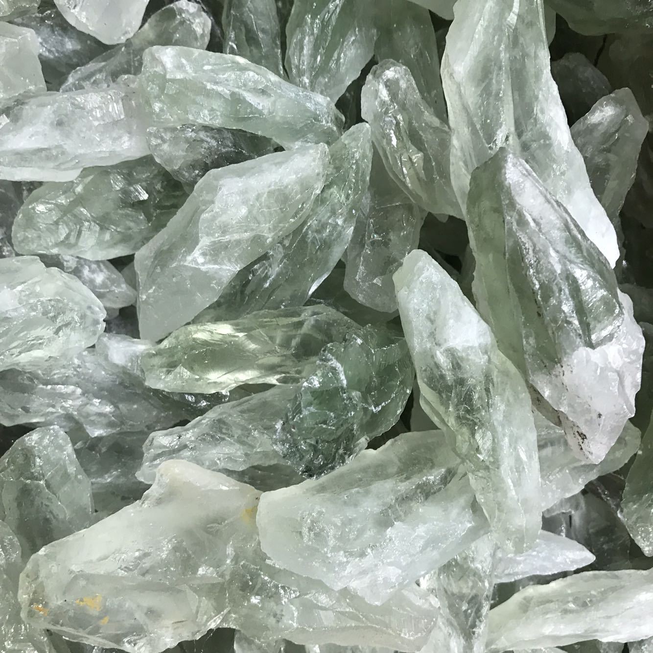 3-5cm prasiolite raw 1kg