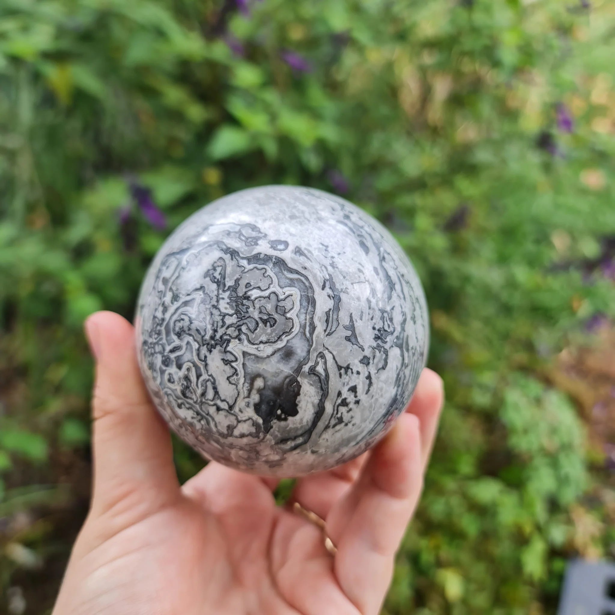 4-8cm picasso jasper sphere 1kg