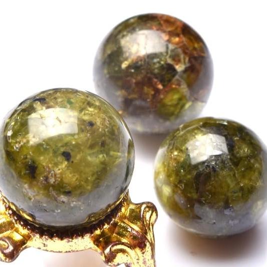 3-4cm peridot sphere