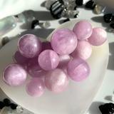 2-4cm Kunzite sphere 100g