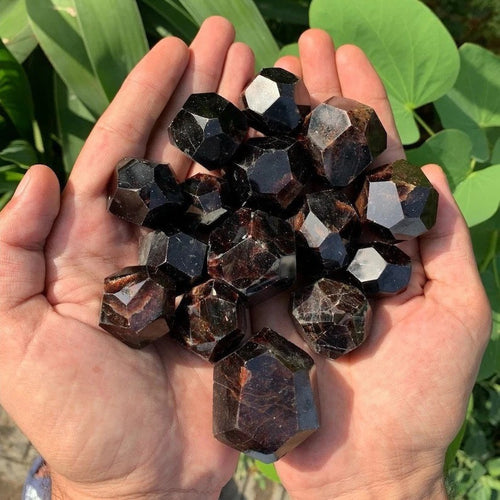 1-3cm rhodolite garnet rough 1kg