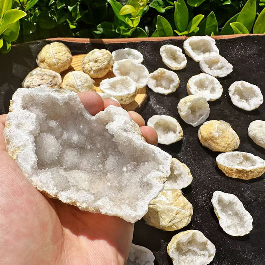 3-6cm white agate raw
