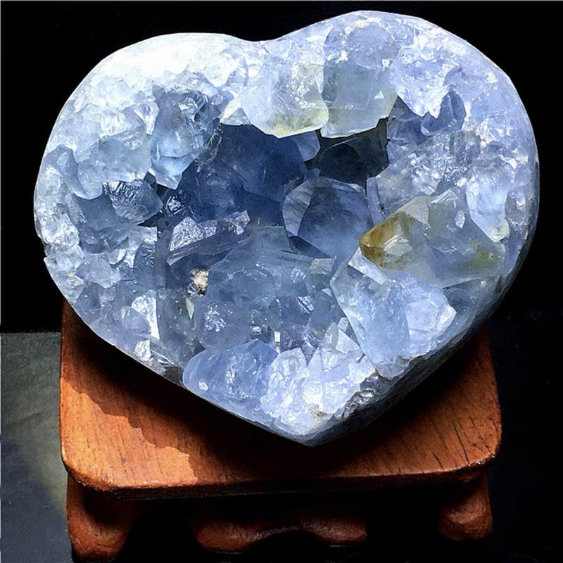 Celestite geode 1kg