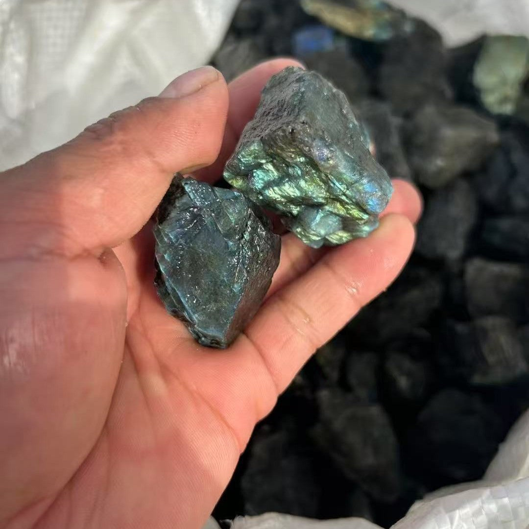 2-4cm raw labradorite 1kg
