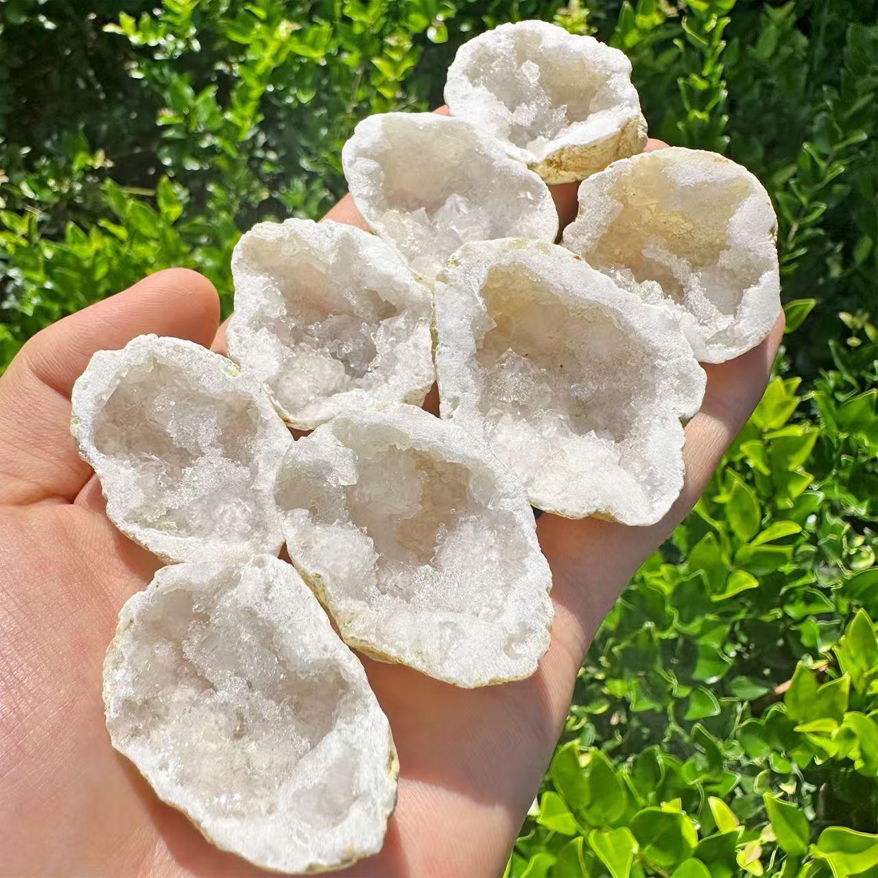 3-6cm white agate raw