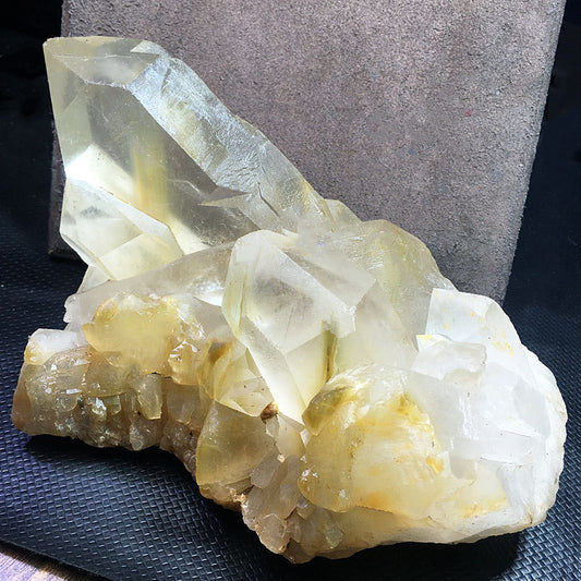 actinolite in quartz