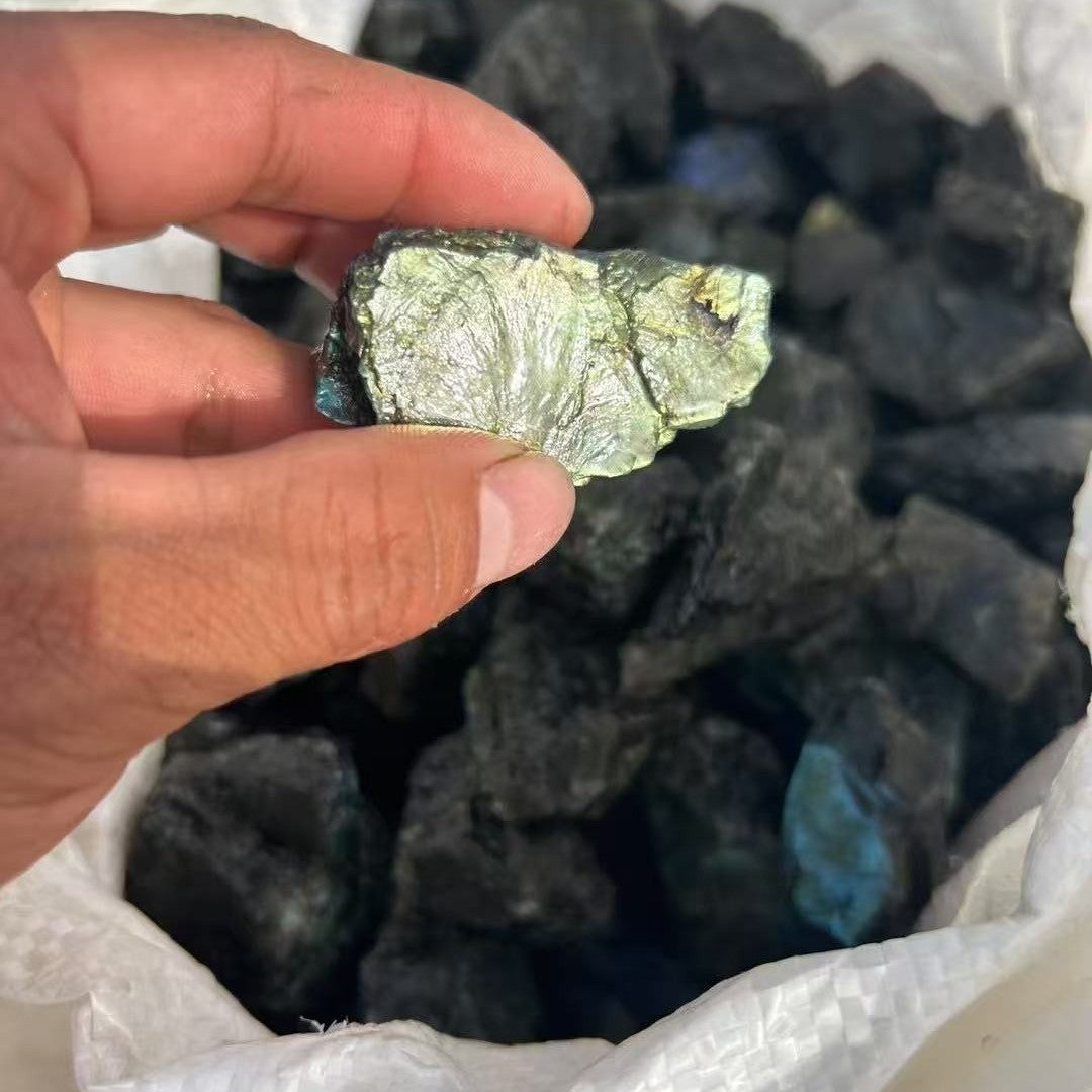 2-4cm raw labradorite 1kg