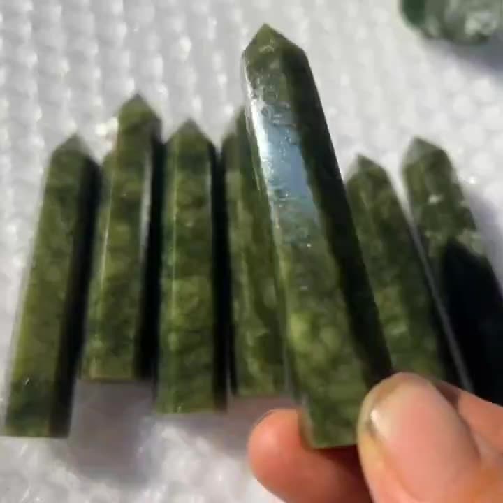 4-8cm nephrite jade tower 1kg