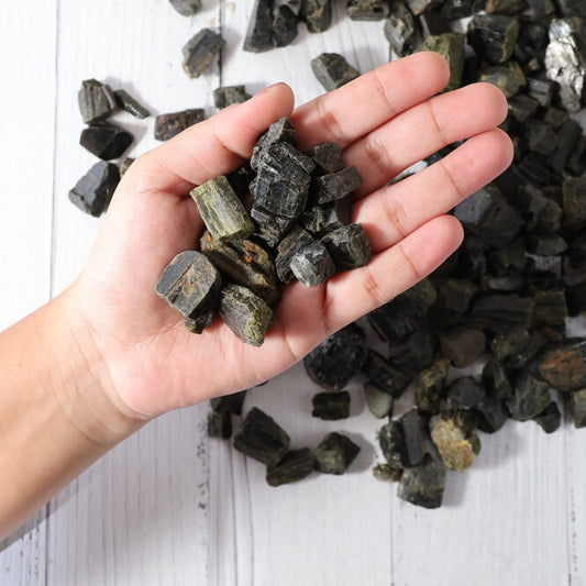 green tourmaline raw 100g