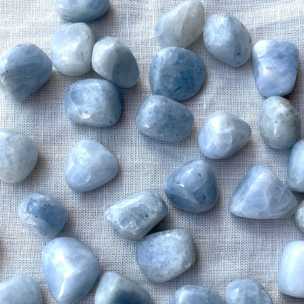 2-3cm blue calcite tumbled 1kg