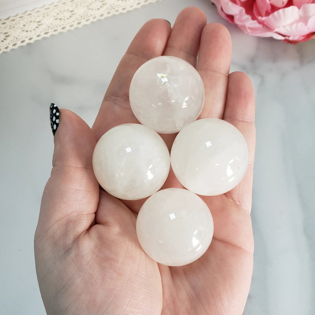 3-7cm milky quartz sphere 1kg