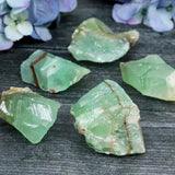 3-5cm raw green calcite