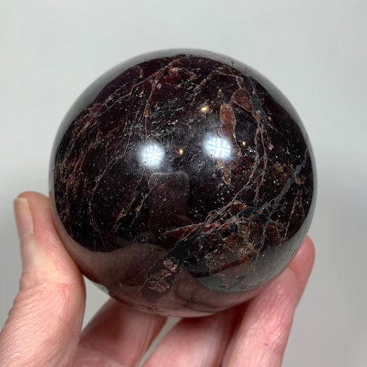 5-6cm garnet sphere