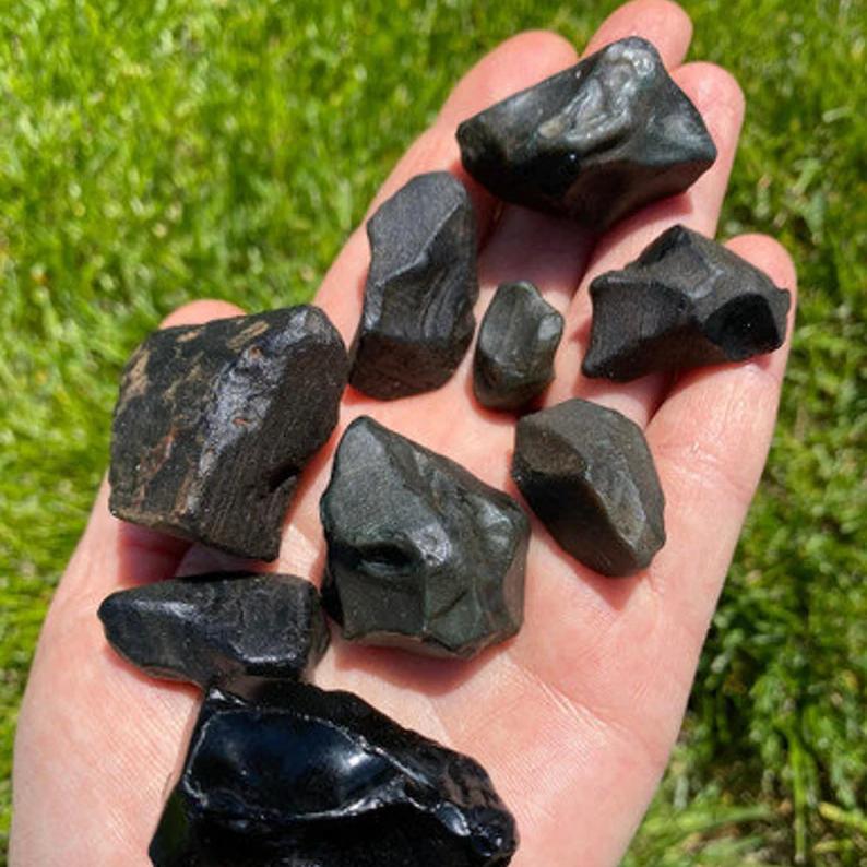 2-5cm rainbow obsidian raw 1kg