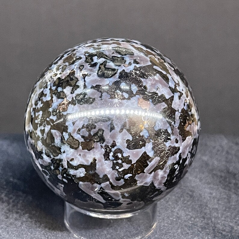 4-7cm merlinite sphere 1kg